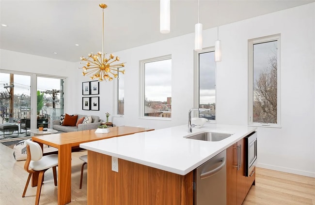 Photo - 2752 N Clay St Unit 204