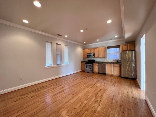 Photo - 1372 Randolph St NW