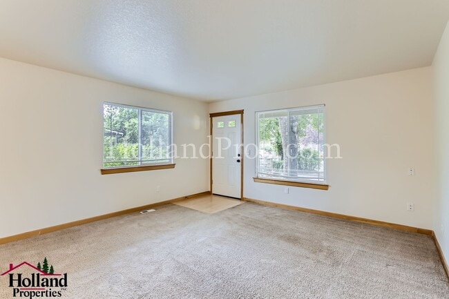 Photo - 6547 SE Woodstock Blvd
