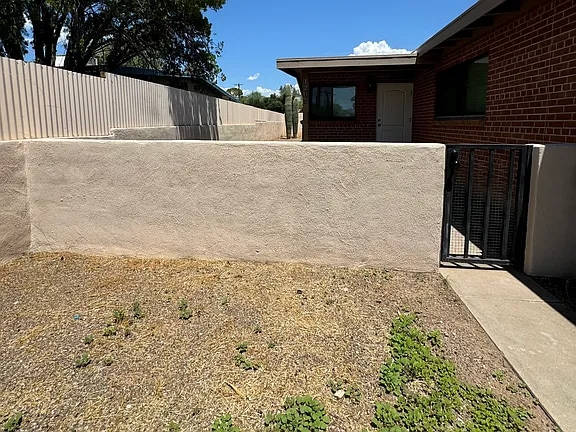 Photo - 120 N Campbell Ave