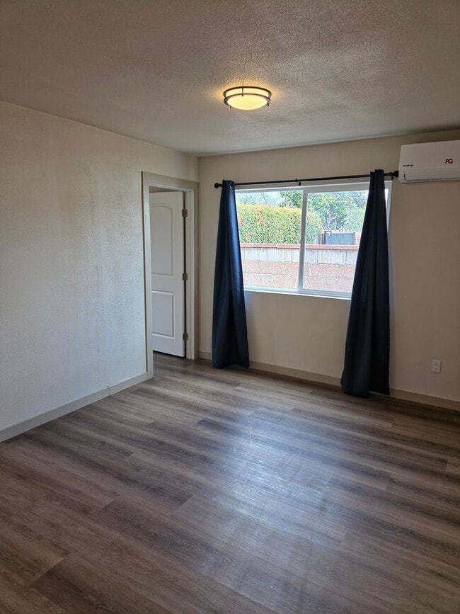 Photo - 1805 James Pl Unit A