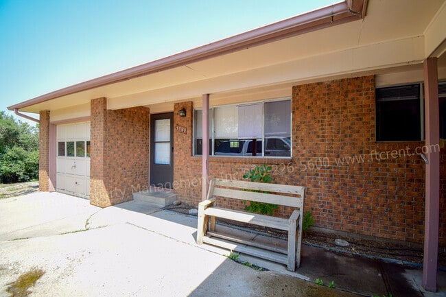 1787-1789 Westfield Drive - 1787-1789 Westfield Drive Apartment Unit 1787