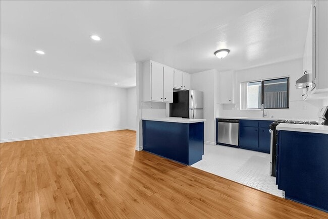 Photo - 448 W Windsor Rd Unidad 10