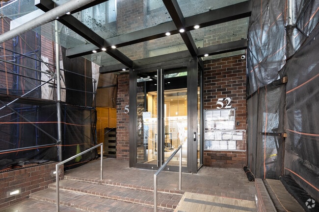 Photo - 52 E East End Ave