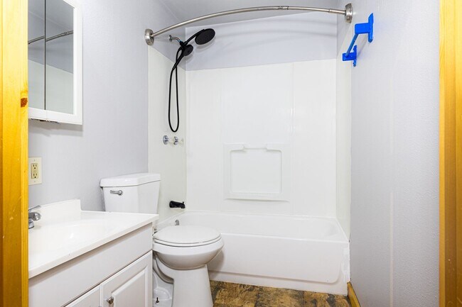 Photo - Secluded 2 Bed, 1 Bath Home in the hills!