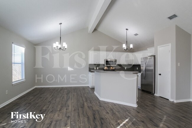 Photo - 16204 N View Ct