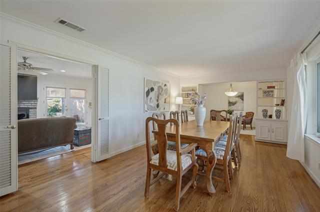 3866 Medallion Ln