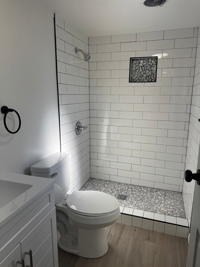 Photo - 1109 S Anderson Rd