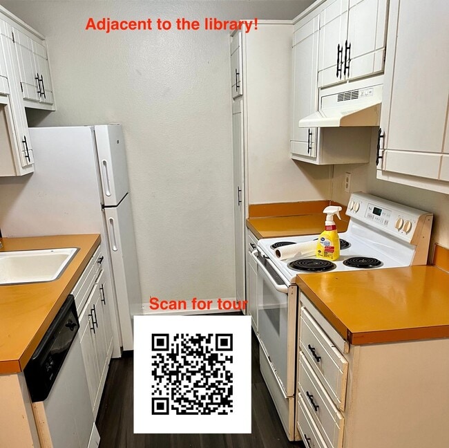 Building Photo - Stylish and Convenient 2 Bed, 1 Bath Apartment in Downtown Port Angeles Unit 31