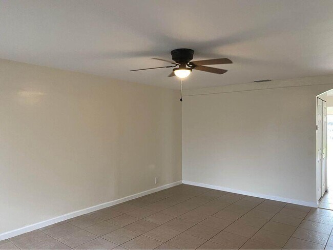 Photo - 3952 NW 83rd Ln