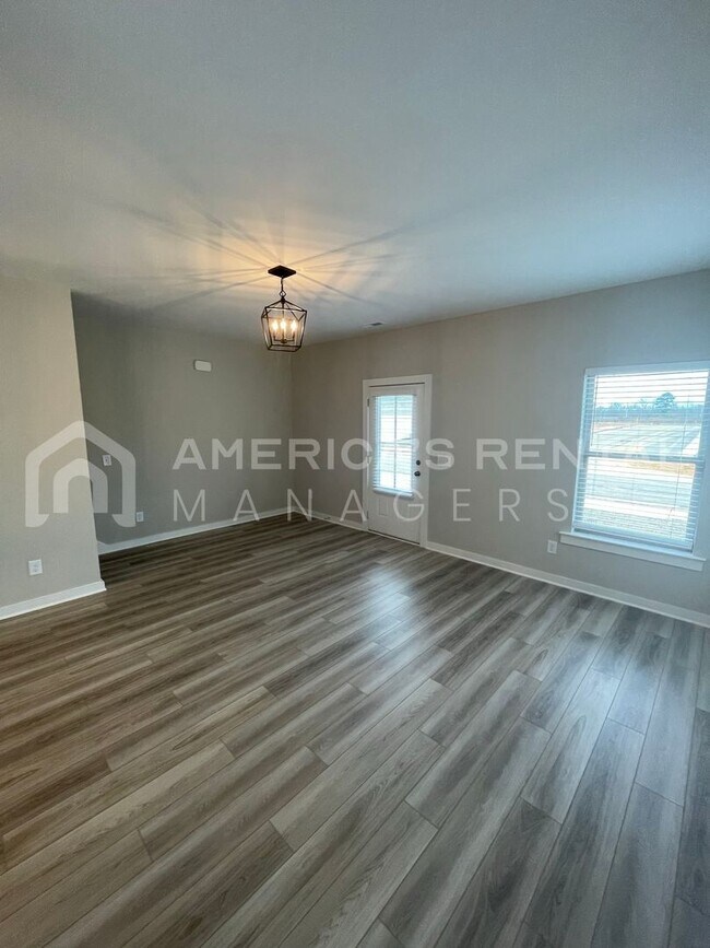 2116 Ellsworth Loop Rd