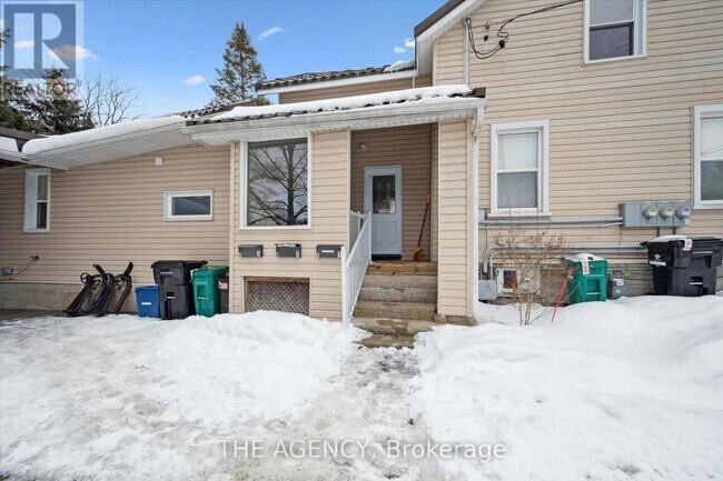 Photo - 26 Bergey St Unité 1