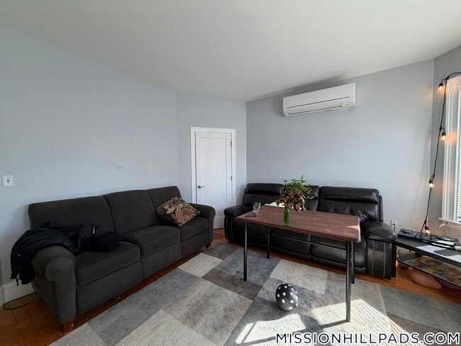 Photo - 100 Calumet St Unit 3