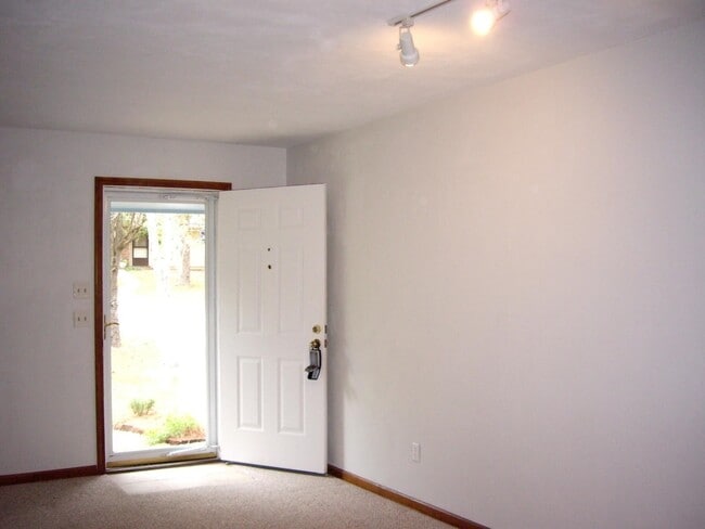 Photo - 2111 Victory Garden Ln