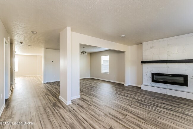 Photo - 1213 Johnson Ridge Rd