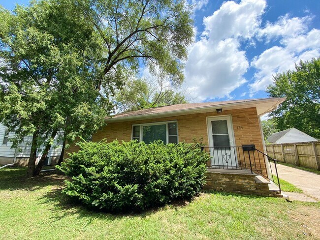 Photo - 3 Bedroom House for Rent!