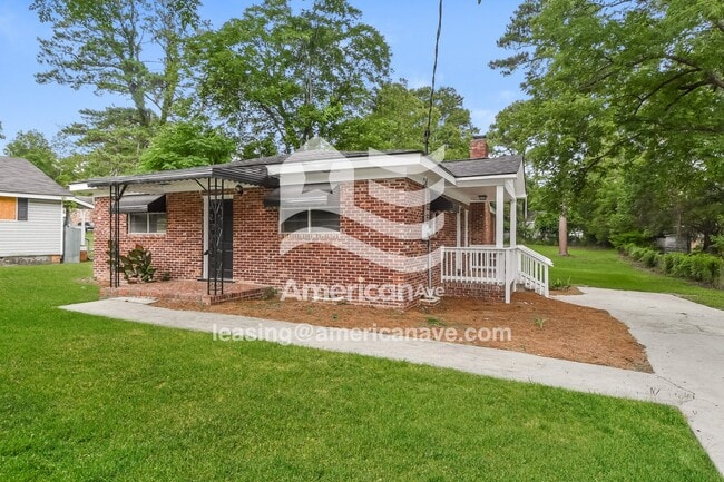 Photo - 205 Bowling Ave