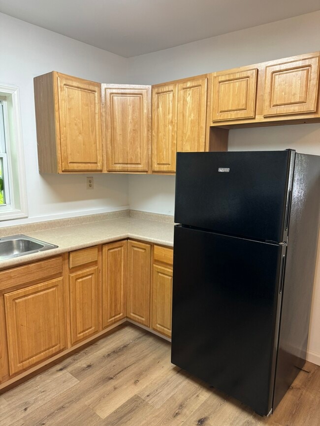 kitchen- new fridge - 306 S State St Unit 1