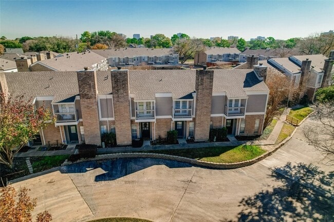 Photo - 11710 Southlake Dr Unidad 40