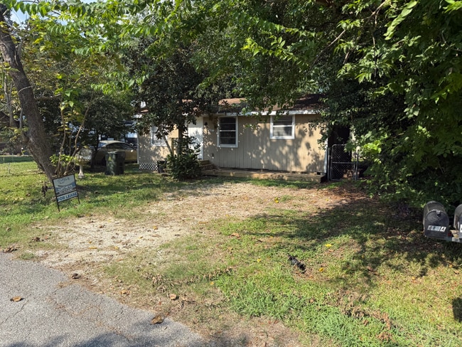 Photo - 4127 Darby St