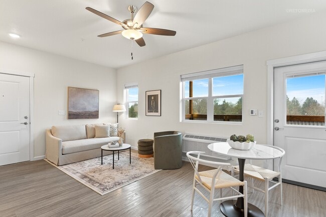 Verda Crossing | Two Bedroom Living Room