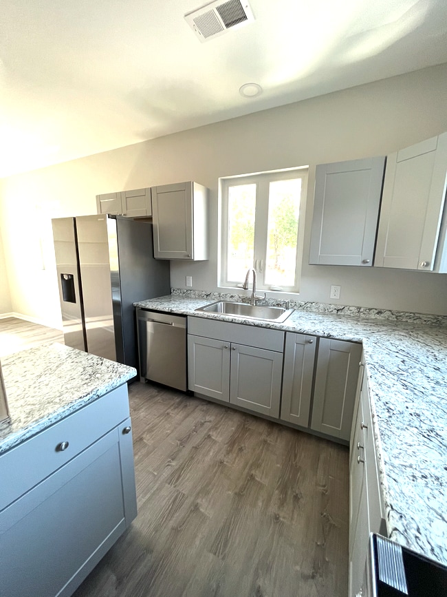 Photo - 17 W Main St Unit 4