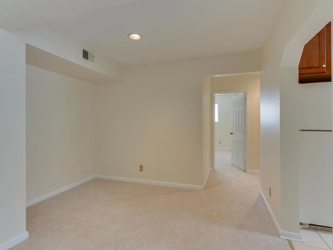 Photo - 103 Skyhill Rd Apartment