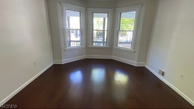 Photo - 120 S 7th St Unit 1