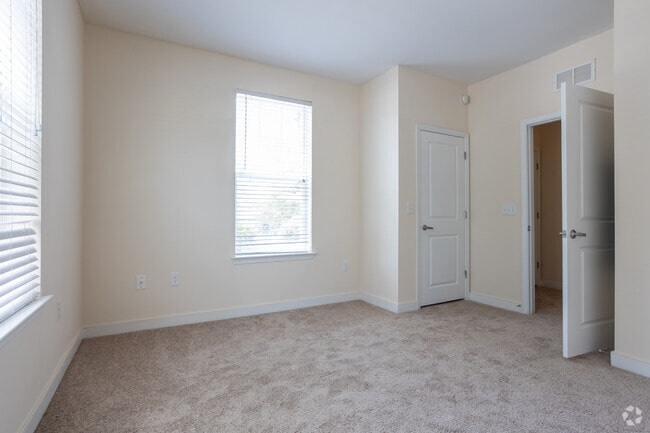 1HAB, 1BA - 780 ft²