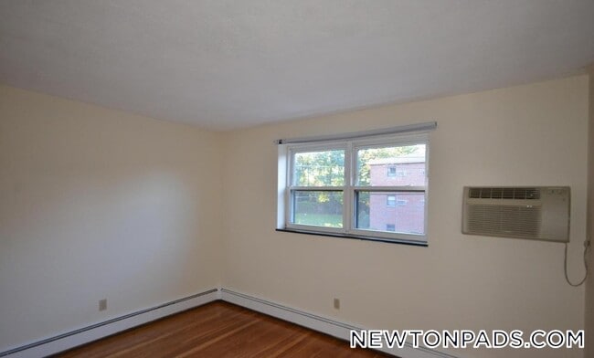 Photo - 286 Grove St Unidad 08