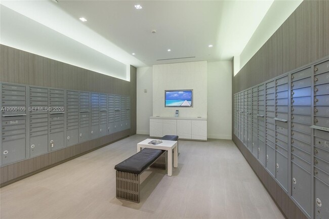 Photo - 17111 Biscayne Blvd Unit 903