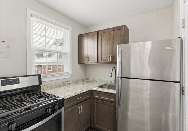 Photo - Lone Oak Villas