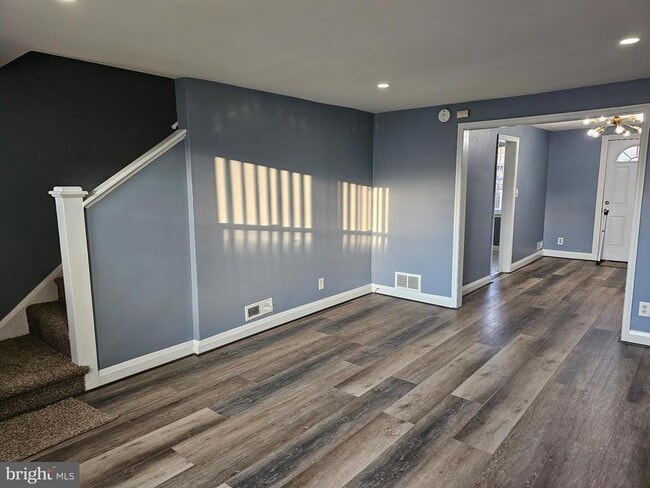 Photo - 3238 Westmont Ave