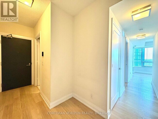 Photo - 2 Anndale Dr Unit 2902