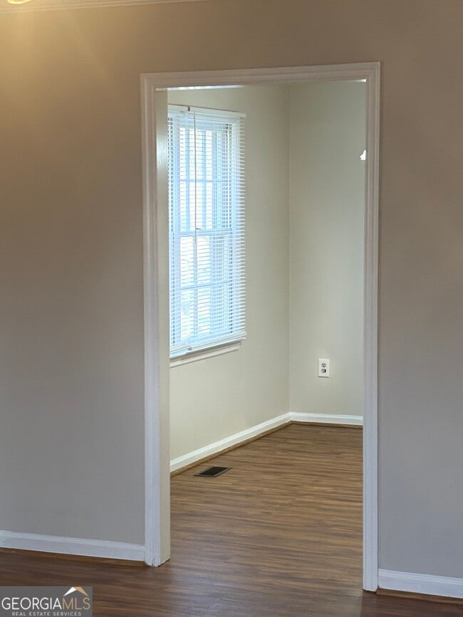 Photo - 256 Frederick Dr