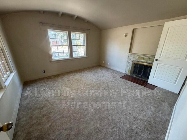 Photo - 706 S 16th St