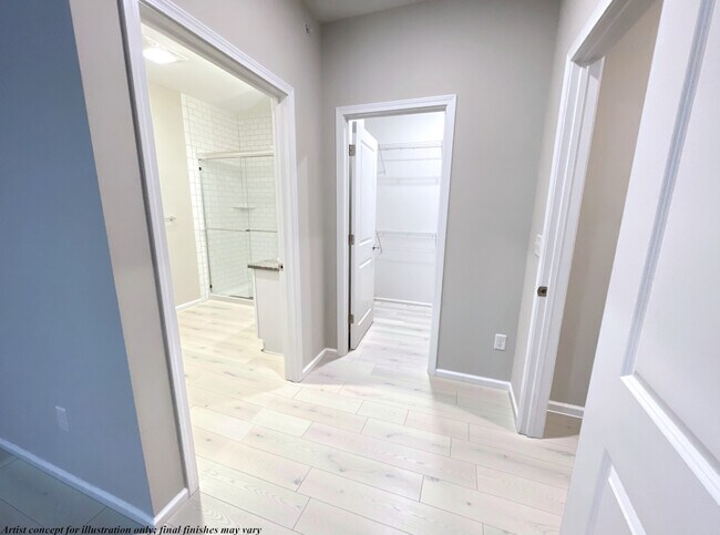 Primary Bedroom w. Ensuite & Walk-In Closet