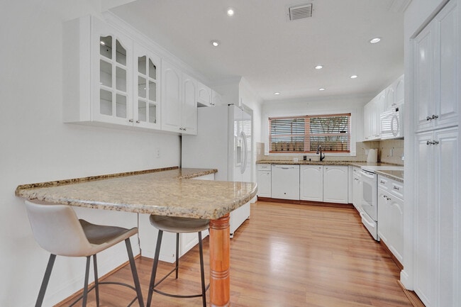 Photo - 6817 Barnwell Dr
