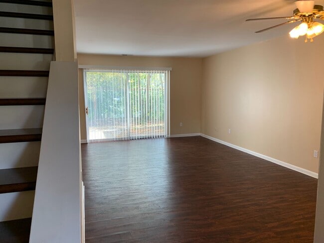 Photo - Moon Township - 2 Bedroom, 1.5 Bath Townhouse in Fox Hollow (Includes all utilities except electric)