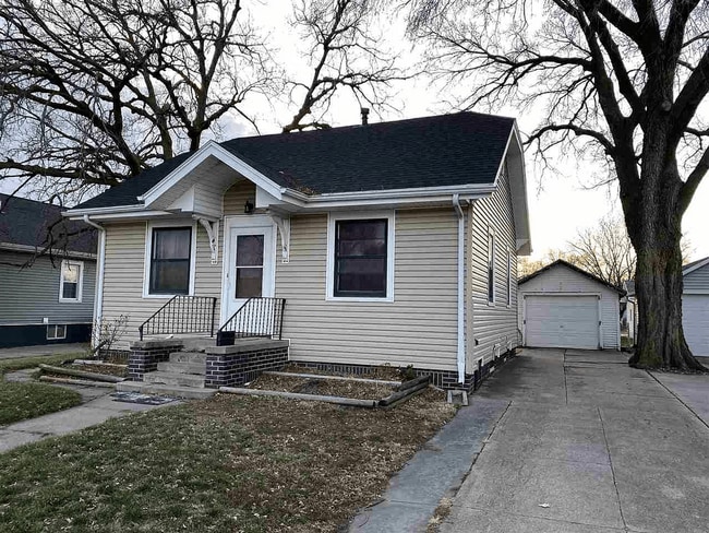 Photo - 207 N Pine-