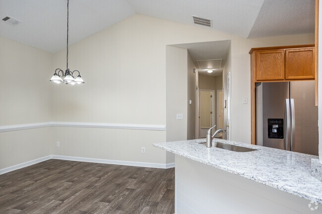 3BR, 2BA - 1,620SF - Kitchen/Dining Room