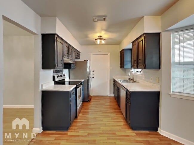 Photo - 5727 Bogart Dr