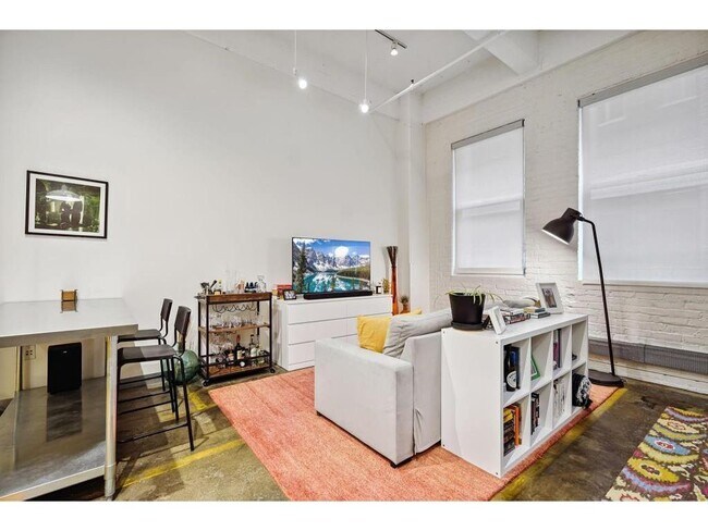 Photo - 700 N Washington Ave Unit 207