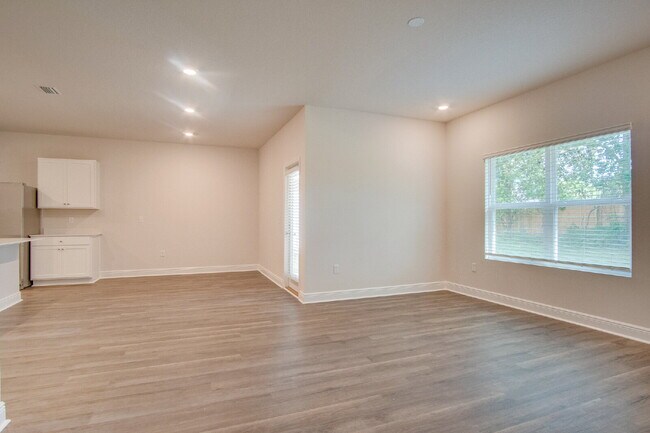 Photo - Brand-New 4BR Home in Gaylen Oaks  | Quartz Countertops, 9’ Ceilings, Open Layout | Fenced Backyard