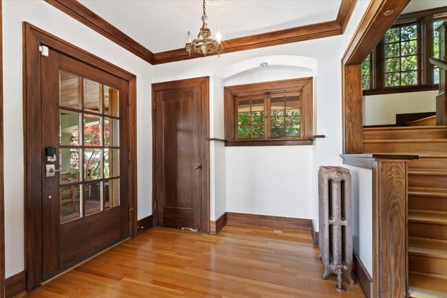 1442 Federal Way