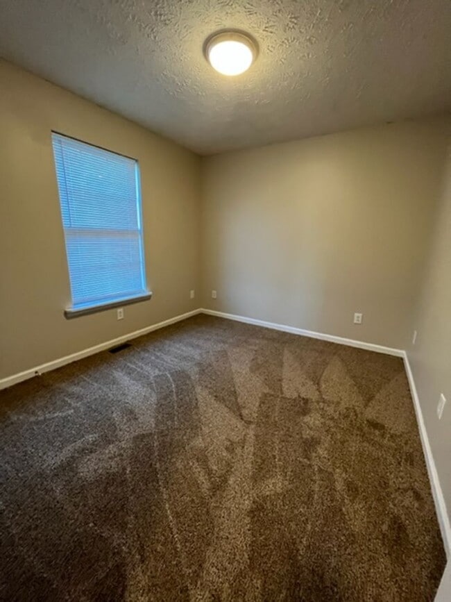 Photo - 3 Bedroom, 2 bathroom in Nicholasville!