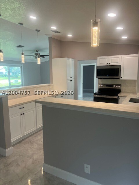 Photo - 103 Prado St