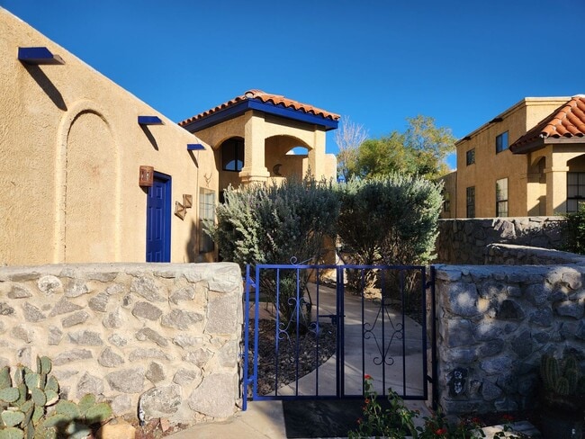 Photo - 2050 Pinecone Way