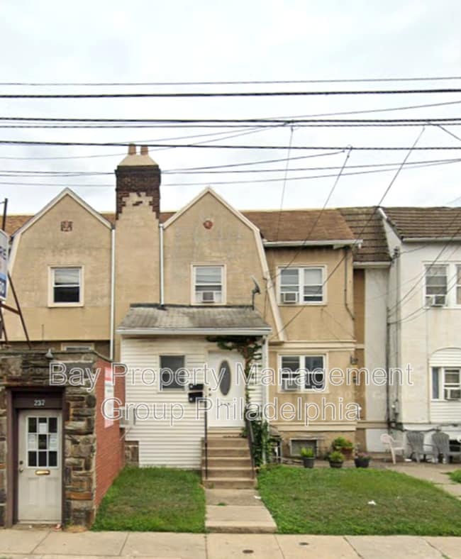 Photo - 239 Long Ln Unit 2