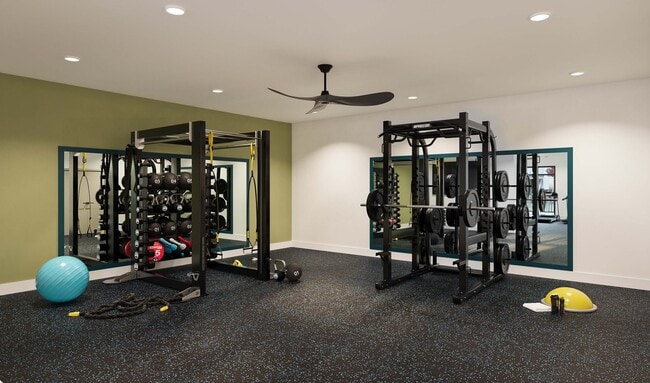 554_F_Fitness_cam1_still